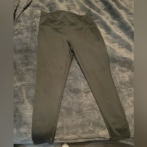 Zella size medium 7/8 yoga pants